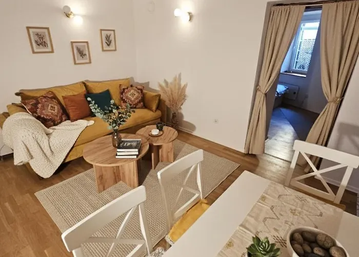 Hall Old Town * سراييفو